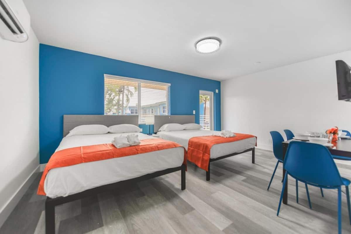 Fantastic 1 Bedroom With Pool Steps From The Beach #43 Hollywood Exterior foto