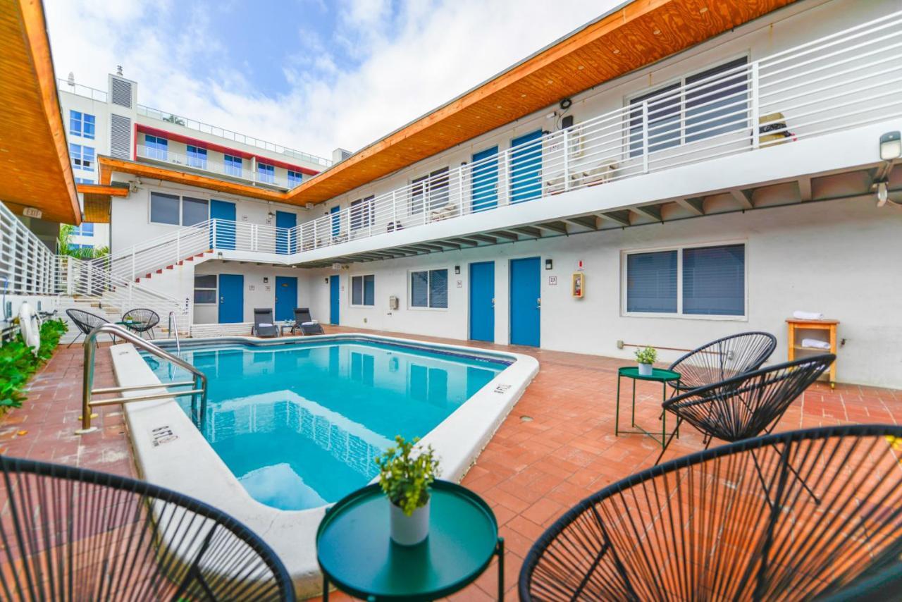 Fantastic 1 Bedroom With Pool Steps From The Beach #43 Hollywood Exterior foto